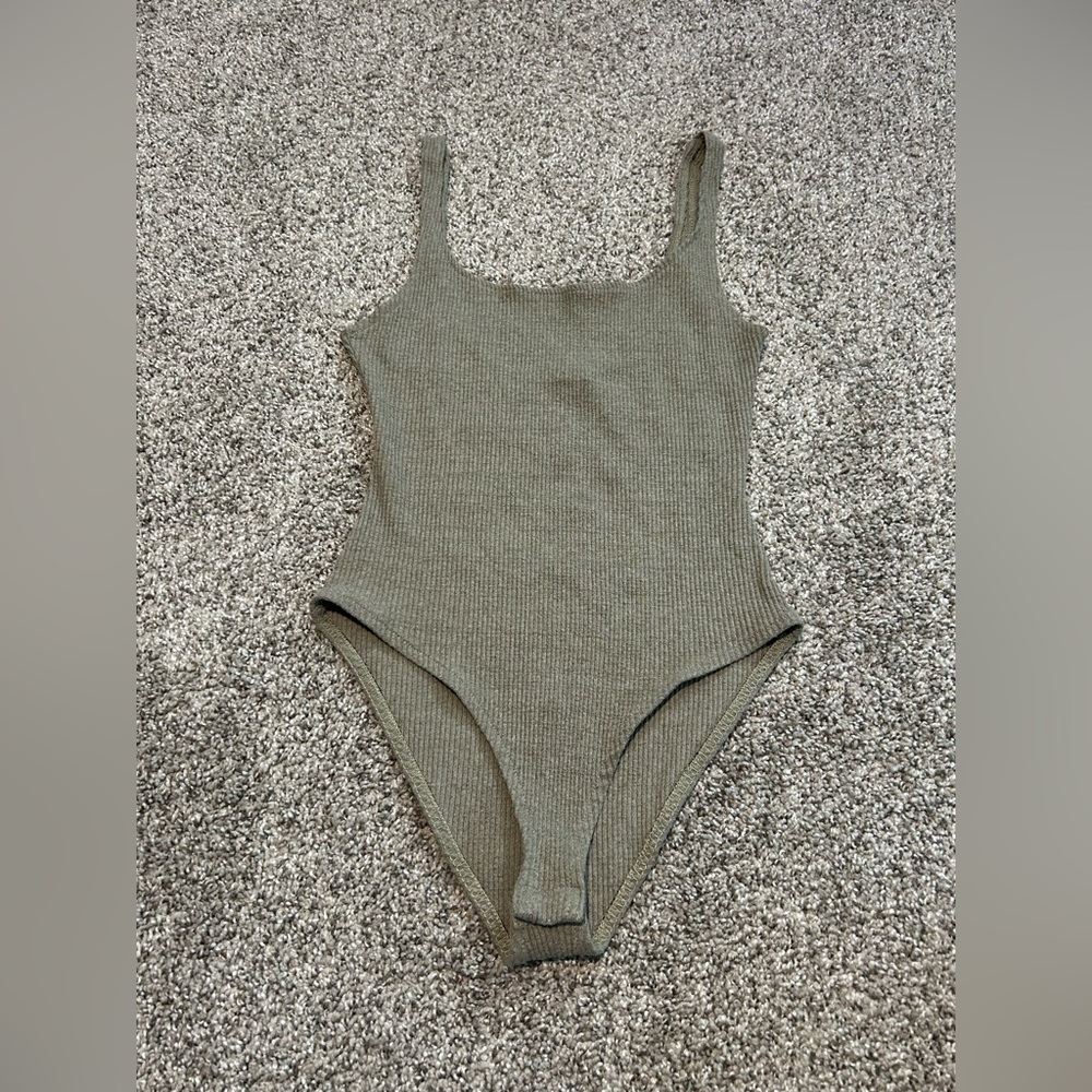 Zara Women’s Bodysuit Size Small Ribbed Green One Piece